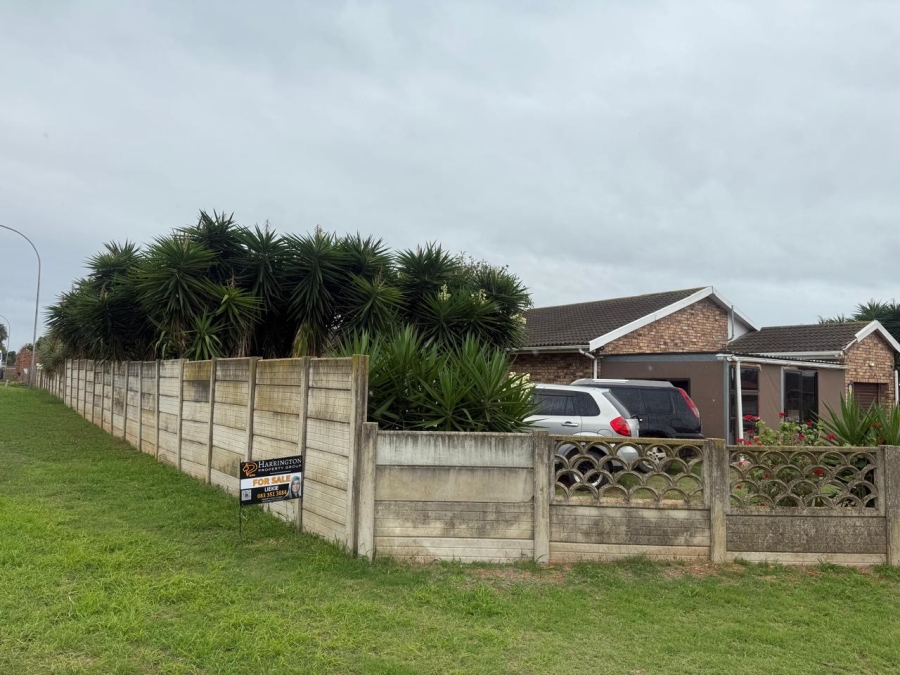  Bedroom Property for Sale in Azalea Park Eastern Cape